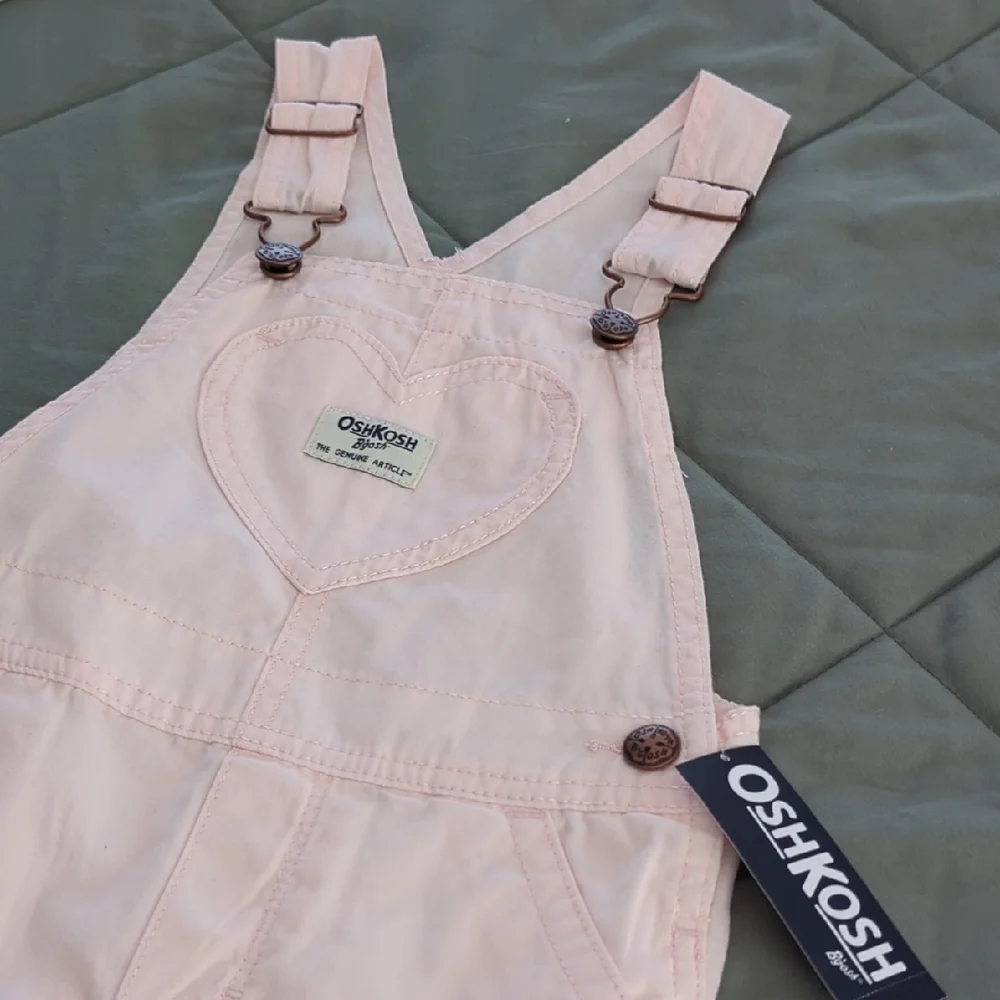 OshKosh B'gosh Light Pink Heart Shortalls Size 4T